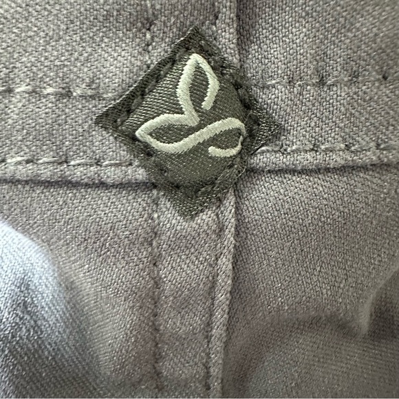 prAna Pants Halle Straight Hiking Pockets Coal Gray Size 8 Short 30” NWT - Picture 14 of 16